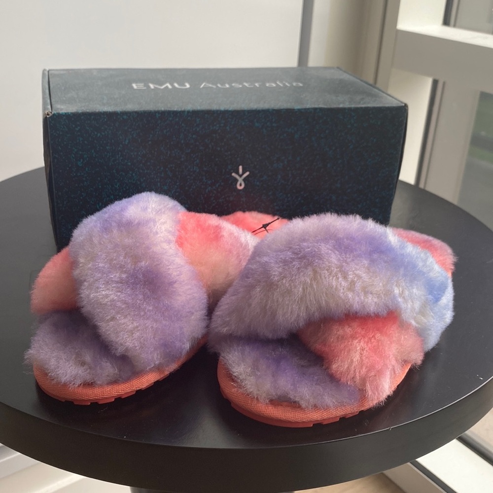 NWT Emu Coral Mayberry Slippers Size 7